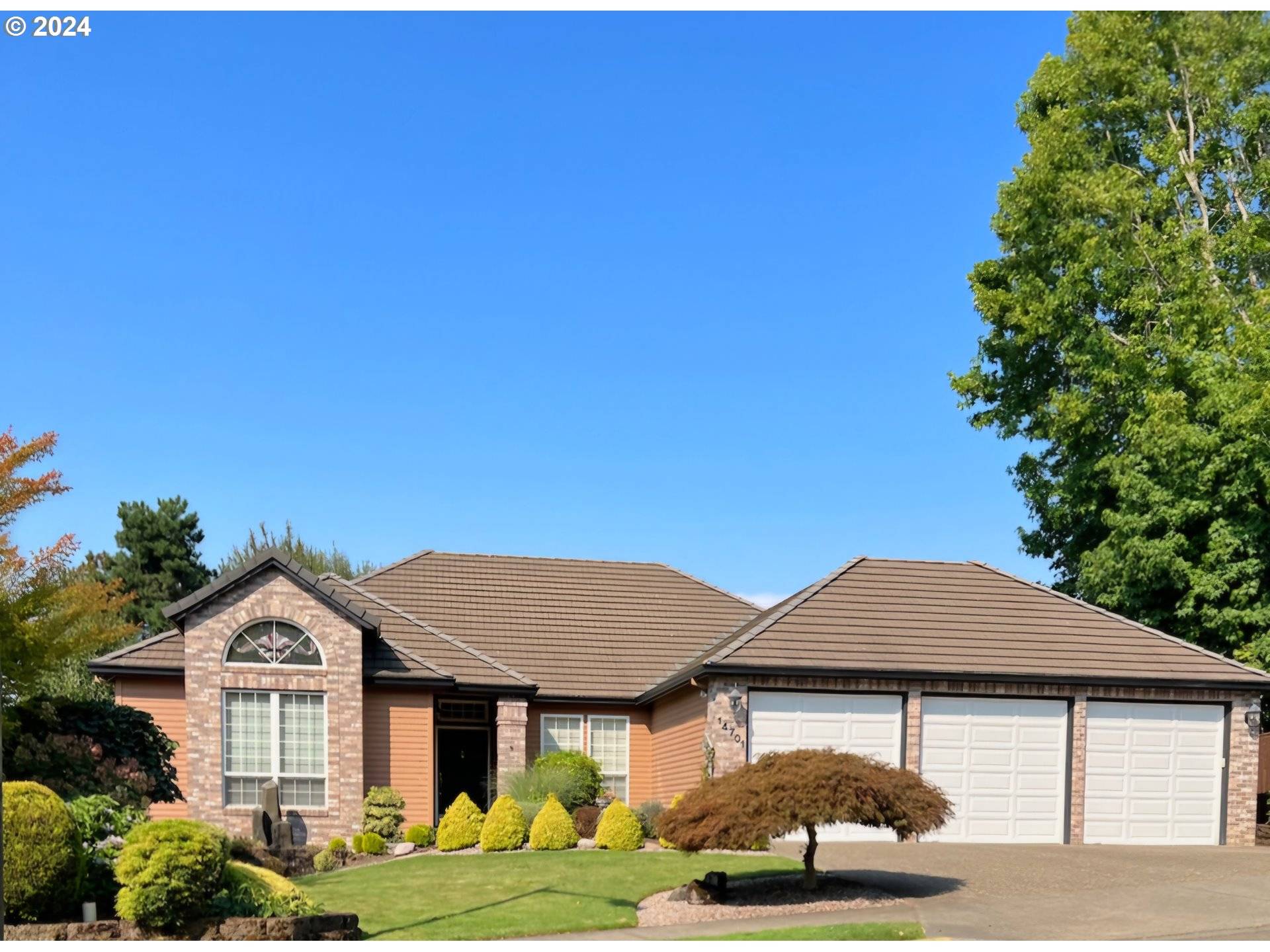 Clackamas, OR 97015,14701 SE 132ND AVE