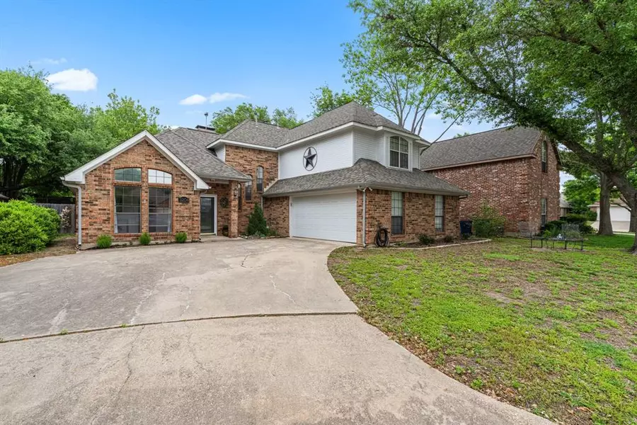 3204 W Valley Circle, Mckinney, TX 75071