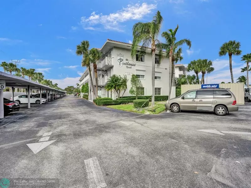 101 NE 19th Ave  #214B, Deerfield Beach, FL 33441