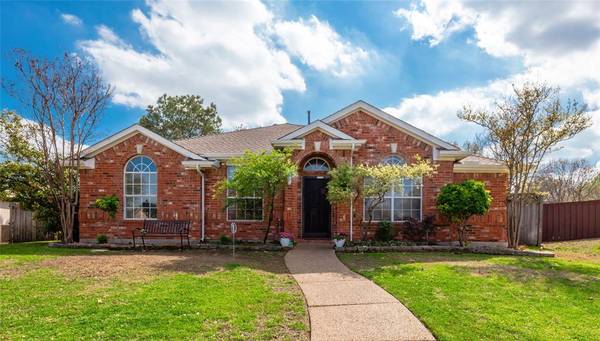 1396 Prairie Drive, Lewisville, TX 75067