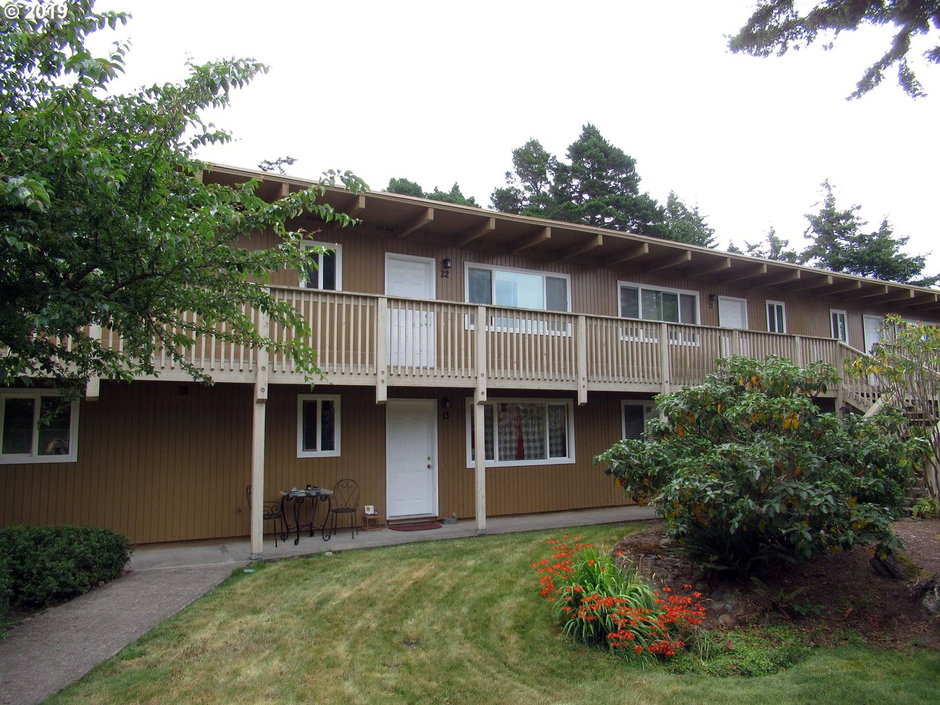 Florence, OR 97439,1260 10TH ST #22