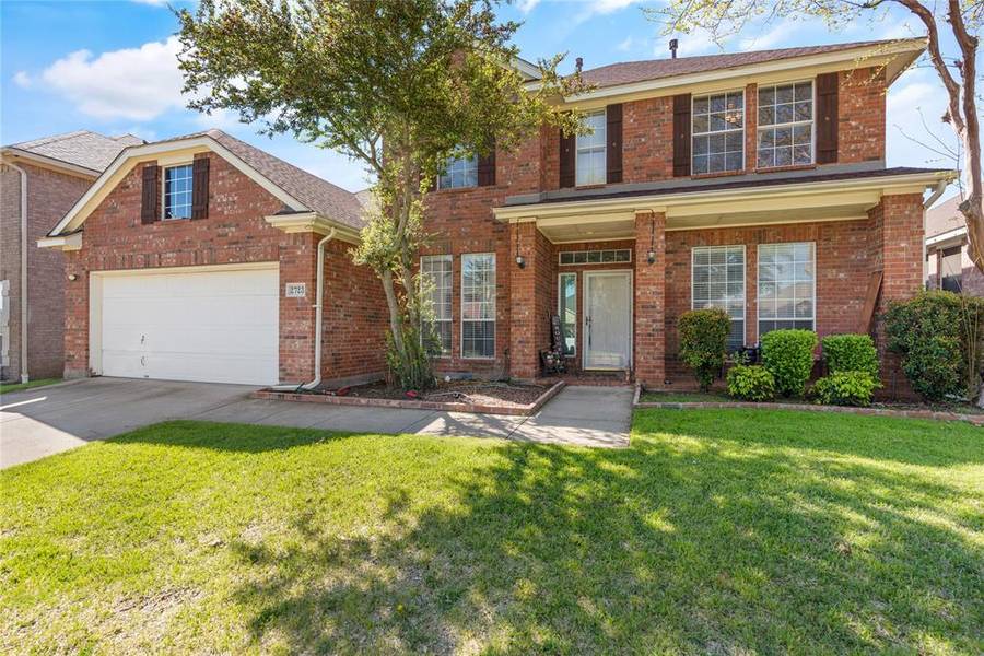 2723 Sedgemoor Drive, Grand Prairie, TX 75052