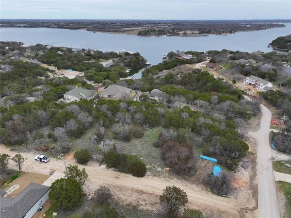 4607 Eagle Nest Court, Granbury, TX 76048