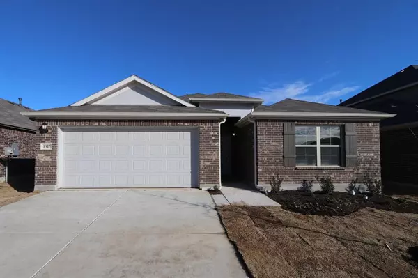 8917 Flying Eagle Lane, Fort Worth, TX 76131