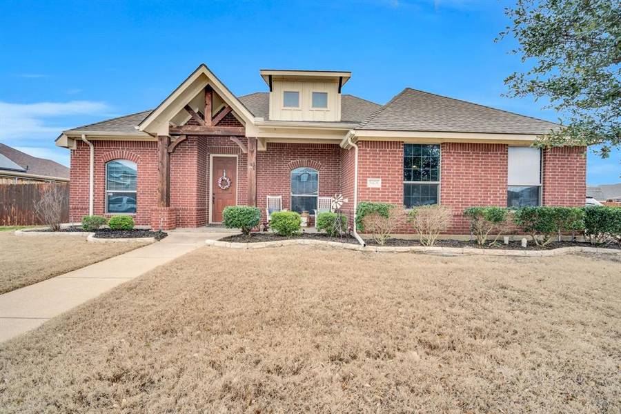 5478 Red Rose Trail, Midlothian, TX 76065