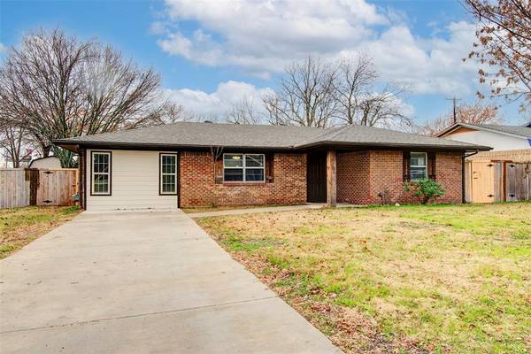 131 Texana Street,  Van Alstyne,  TX 75495