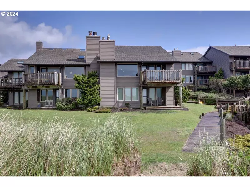 502 N BREAKERS POINT CT #502, Cannon Beach, OR 97110