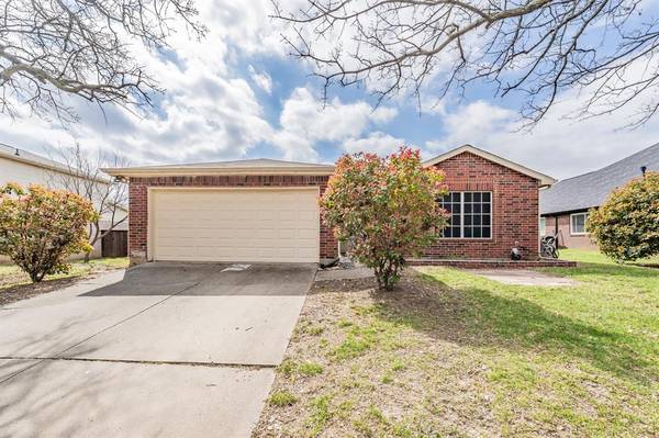 2512 Whetstone Drive, Corinth, TX 76210