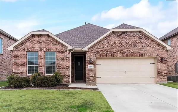 1829 Ranch Trail Road, Aubrey, TX 76227