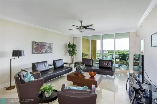 Fort Lauderdale, FL 33301,411 N New River Dr  #803