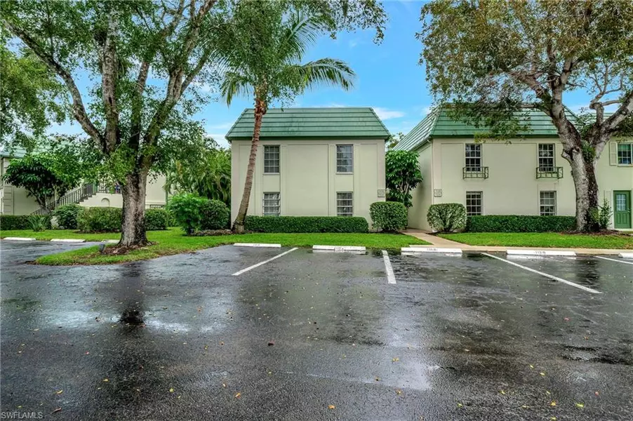 110 Bob O Link WAY 10A, Naples, FL 34105