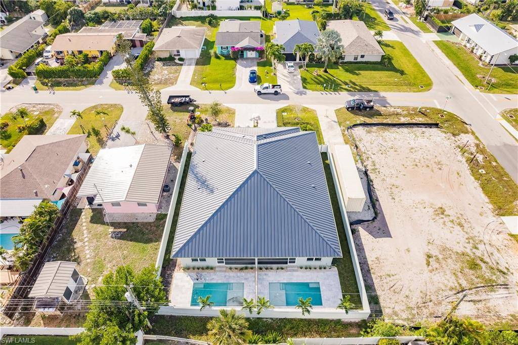 Naples, FL 34108,605/609 107th AVE N