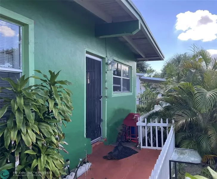 290 NW 29th Ave, Fort Lauderdale, FL 33311