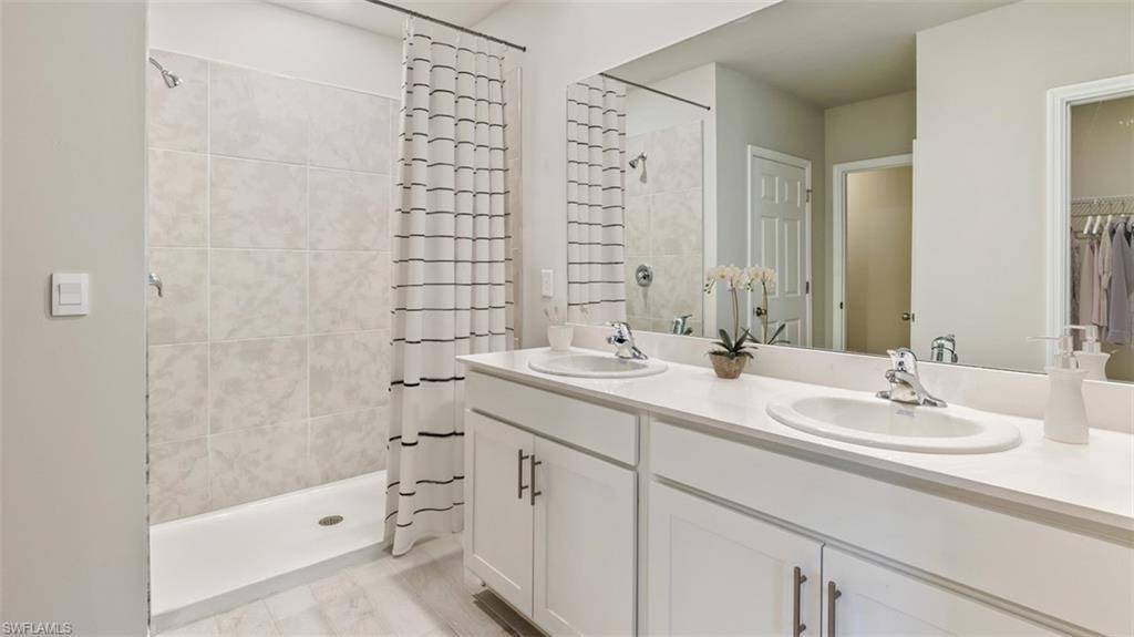 Cape Coral, FL 33993,1825 34TH LN