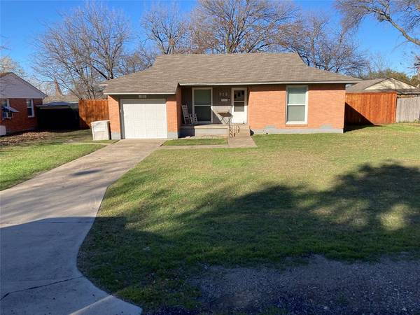 313 Hillcrest Avenue,  Richardson,  TX 75081