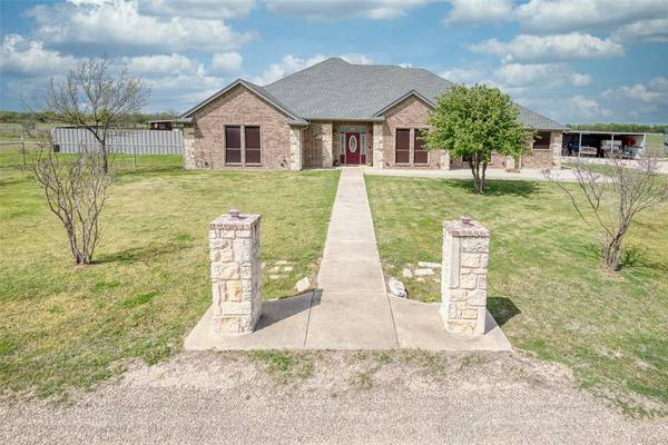 6495 Coyote Court,  Krum,  TX 76249