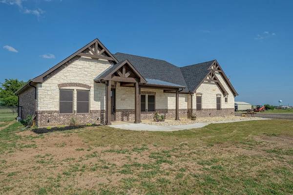 4620 Fm 2450, Krum, TX 76249