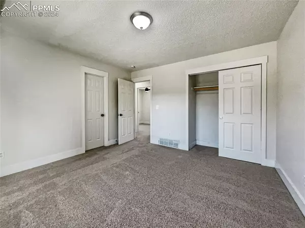 Colorado Springs, CO 80915,2060 Bula DR