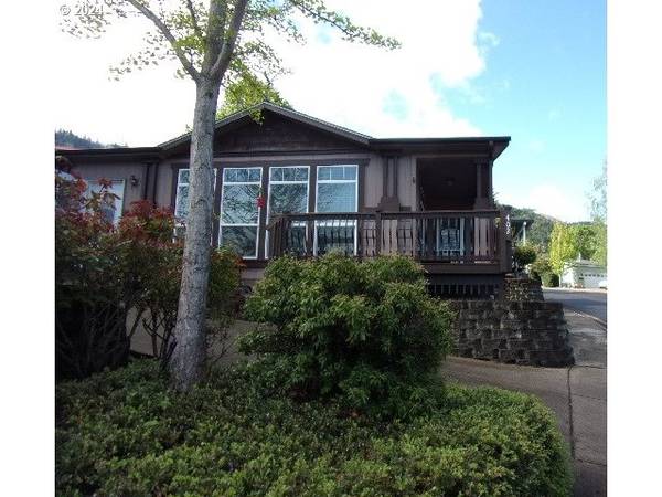 402 KNOLL TERRACE DR,  Canyonville,  OR 97417