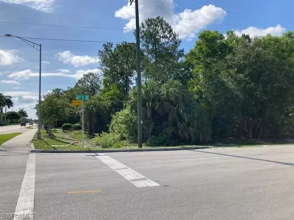 Naples, FL 34105,000 Golden Gate PKWY