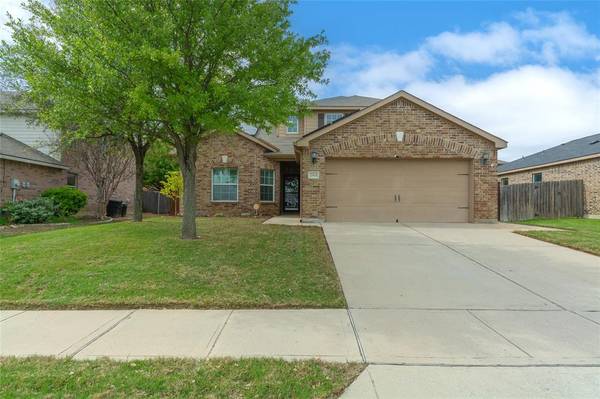 12424 Pinestraw Road, Rhome, TX 76078