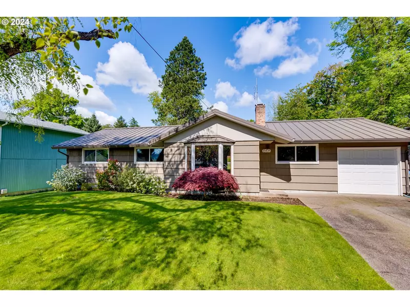 16434 SE SUN AVE, Milwaukie, OR 97267