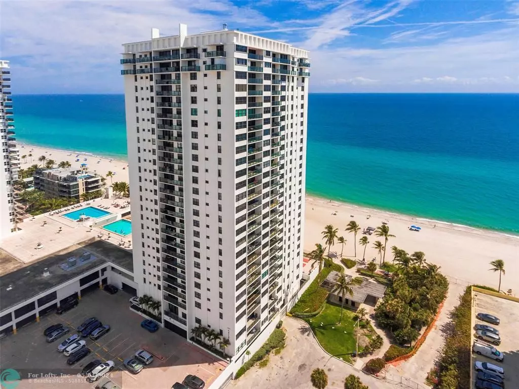 Hollywood, FL 33019,2301 S Ocean Dr  #2102