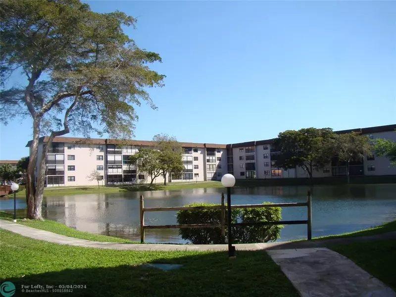 4970 E Sabal Palm Blvd  #209, Tamarac, FL 33319