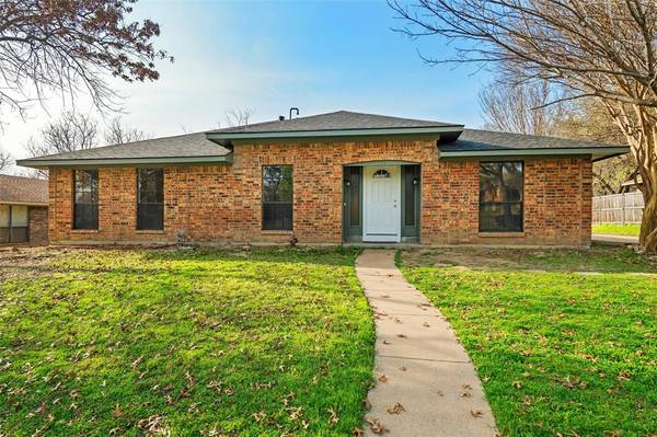 113 Colonel Drive,  Garland,  TX 75043