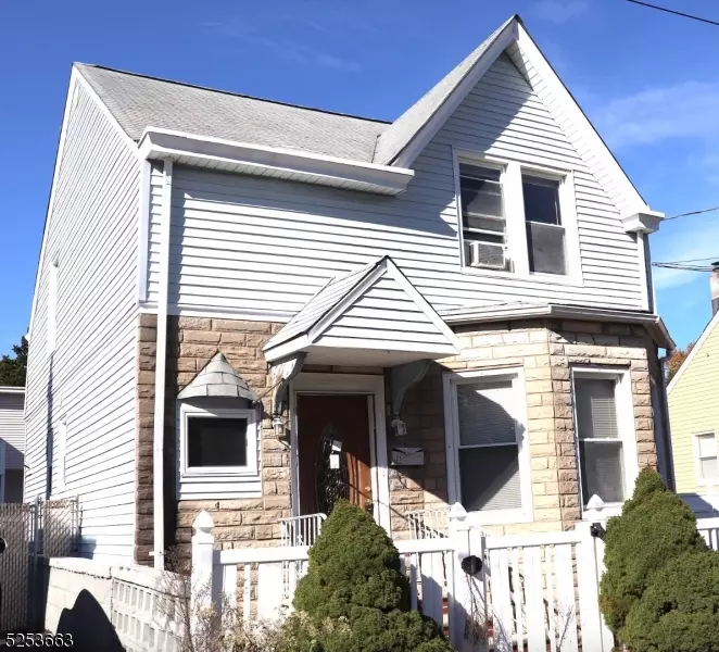 25 Totowa Ave, Paterson City, NJ 07502