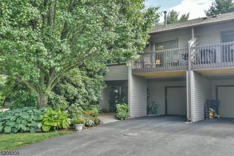 234 Mountain View Dr, Mahwah Twp., NJ 07430