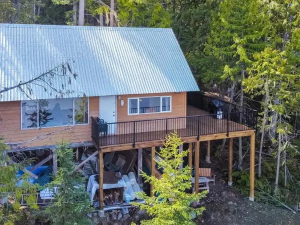 Barriere, BC,5305 EAST BARRIERE LAKE FSR