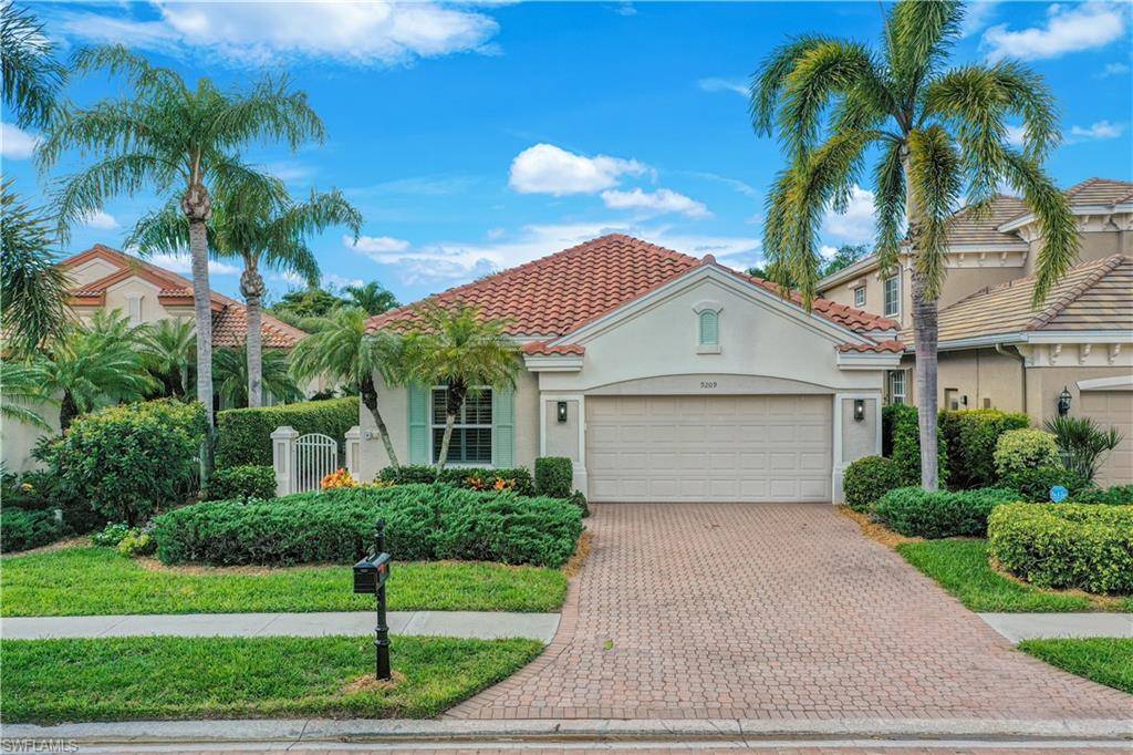 Naples, FL 34109,9209 Troon Lakes DR