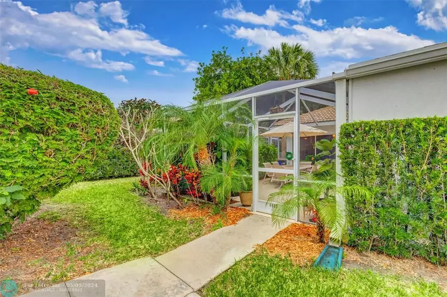 4803 Water Oak, Palm Beach Gardens, FL 33410