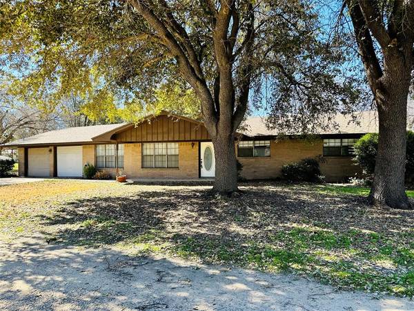 404 S Mayben Street, Rising Star, TX 76471