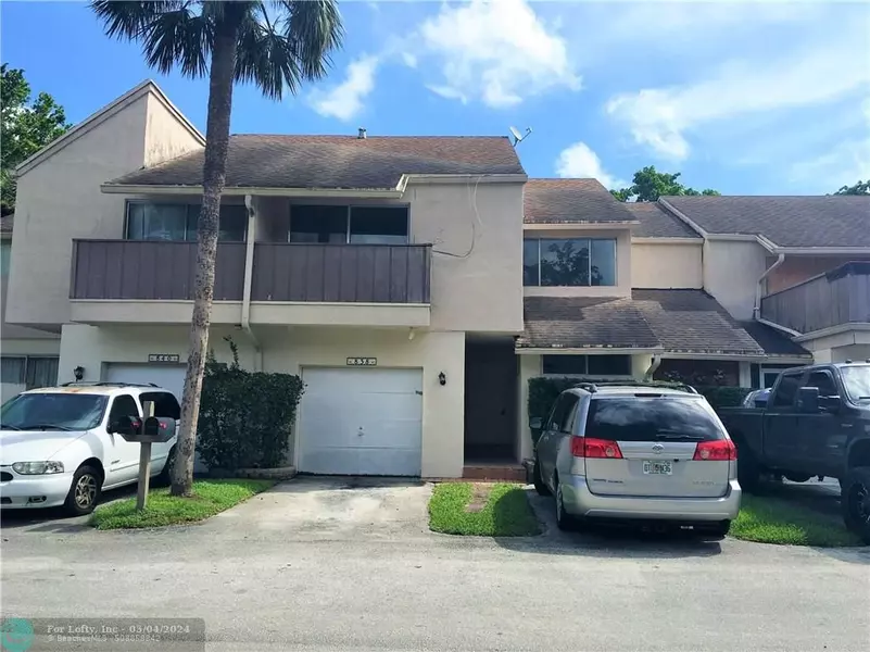 838 NW 81st Ter  #2, Plantation, FL 33324