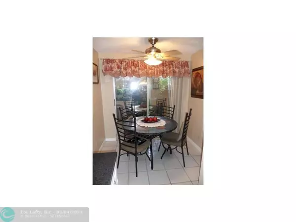 Plantation, FL 33324,875 NW 80th Ter  #1