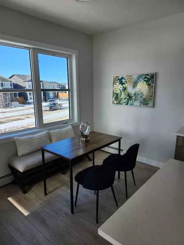 Calgary, AB T2X 5K9,55 Wolf Hollow CRES SE #213