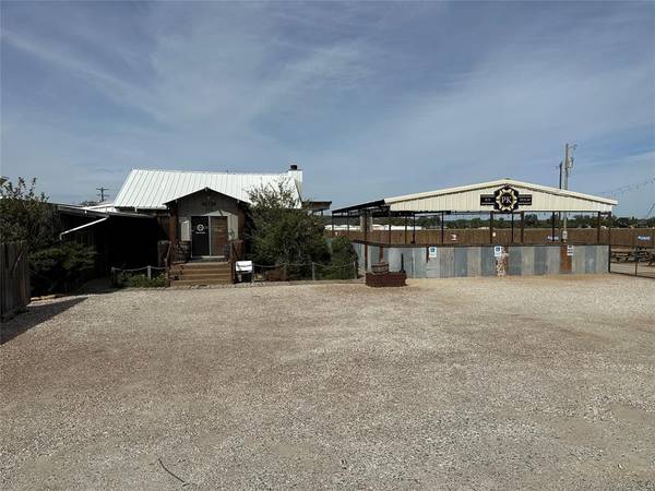 359 N Fm 2353, Graford, TX 76449