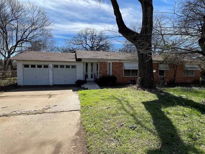 2806 California Lane, Dalworthington Gardens, TX 76015