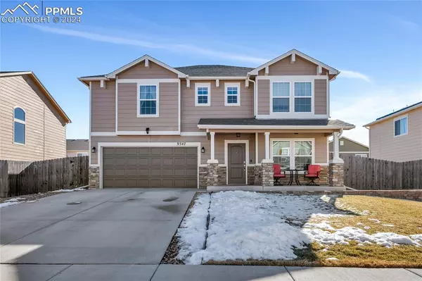 9547 Desert Poppy LN, Colorado Springs, CO 80925