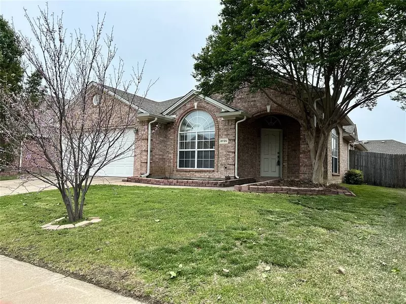 8725 Trace Ridge Parkway, Fort Worth, TX 76244