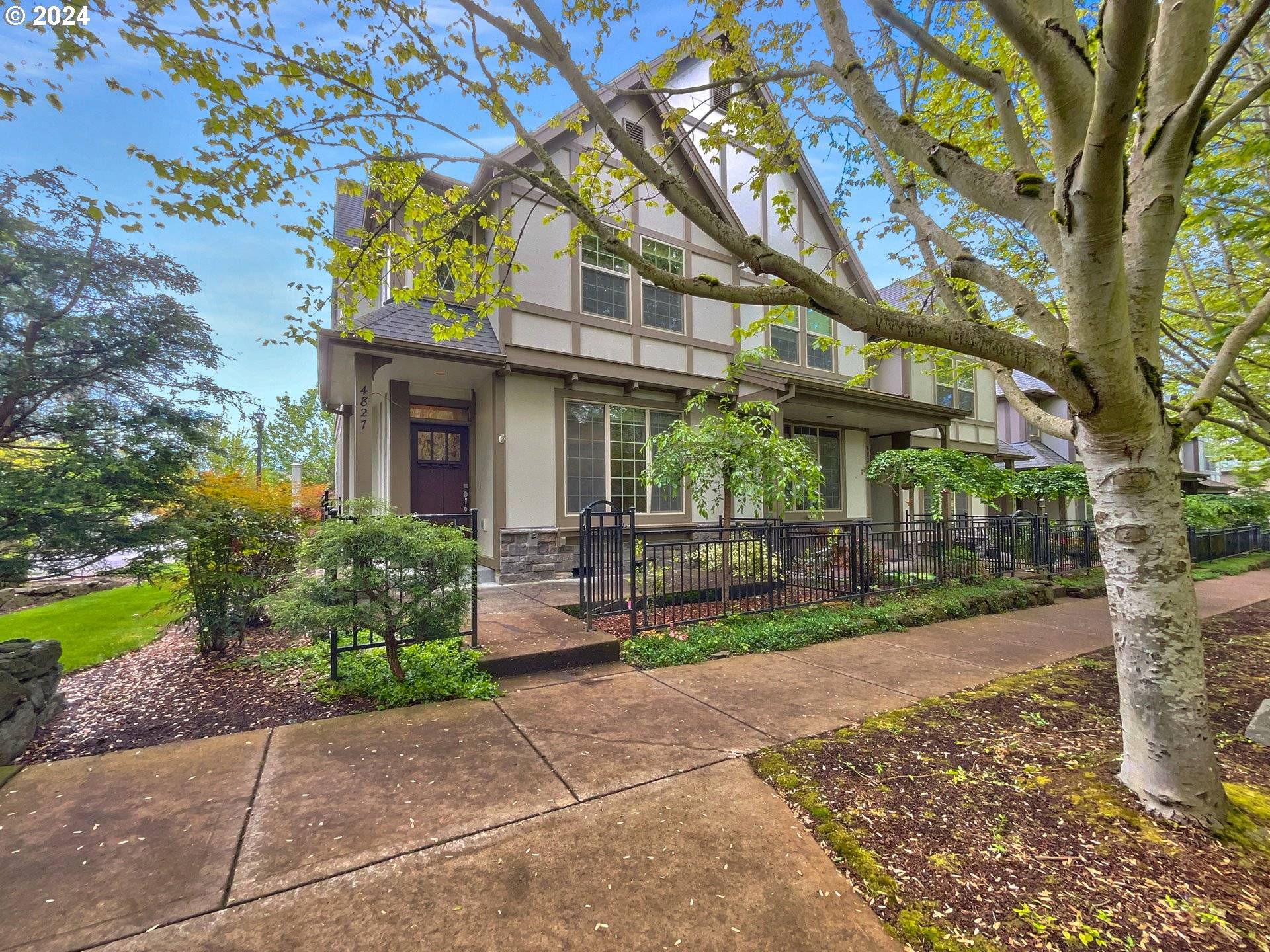 4827 NW BLANDY TER, Portland, OR 97229