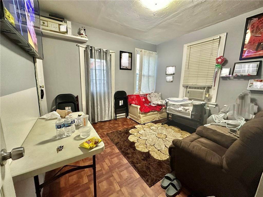 Brooklyn, NY 11209,362 90th ST
