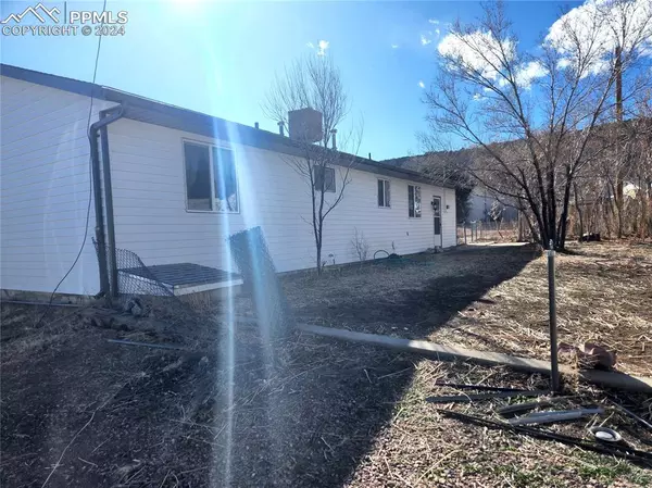 Canon City, CO 81212,609 Oak AVE