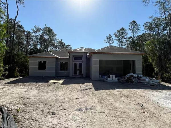 1918 Blue Sage DR, Naples, FL 34117