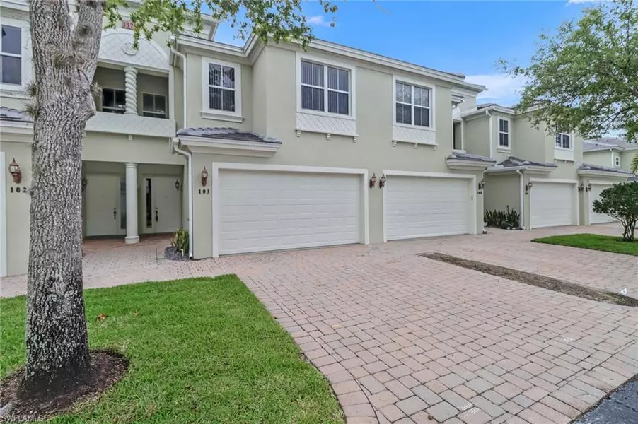 1375 Mariposa CIR 8-103, Naples, FL 34105