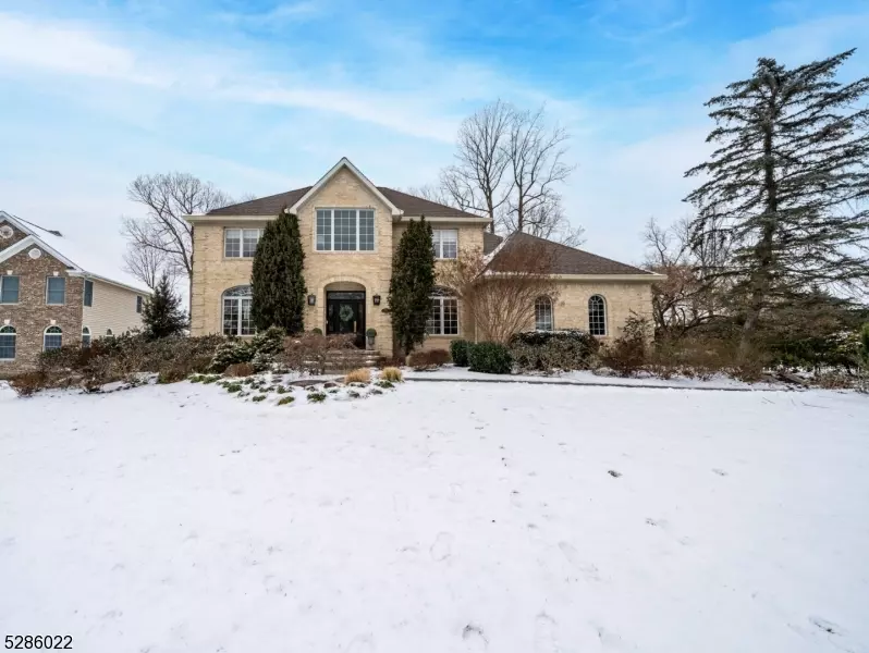 34 Bourbon St, Wayne Twp., NJ 07470