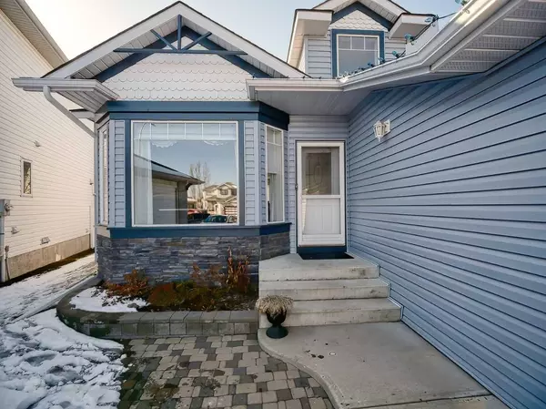 Calgary, AB T2X 3M3,262 Chaparral CT SE