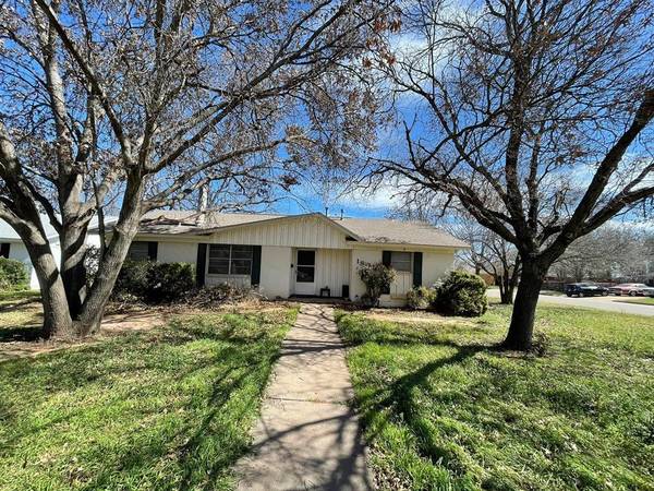 1801 Meadowbrook Drive, Abilene, TX 79603